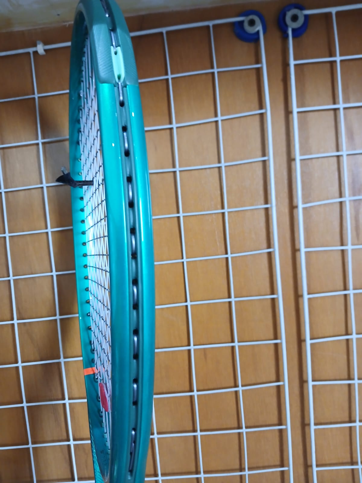 Wilson Blade 98 16x19 v10 Racket Slightly Used