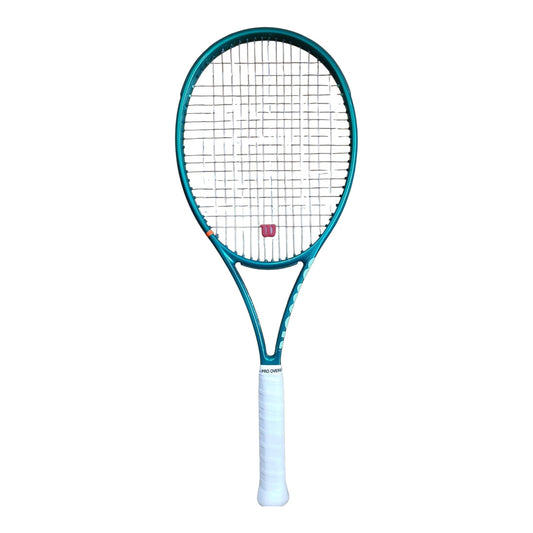 Wilson Blade 98 16x19 v10 Racket Slightly Used