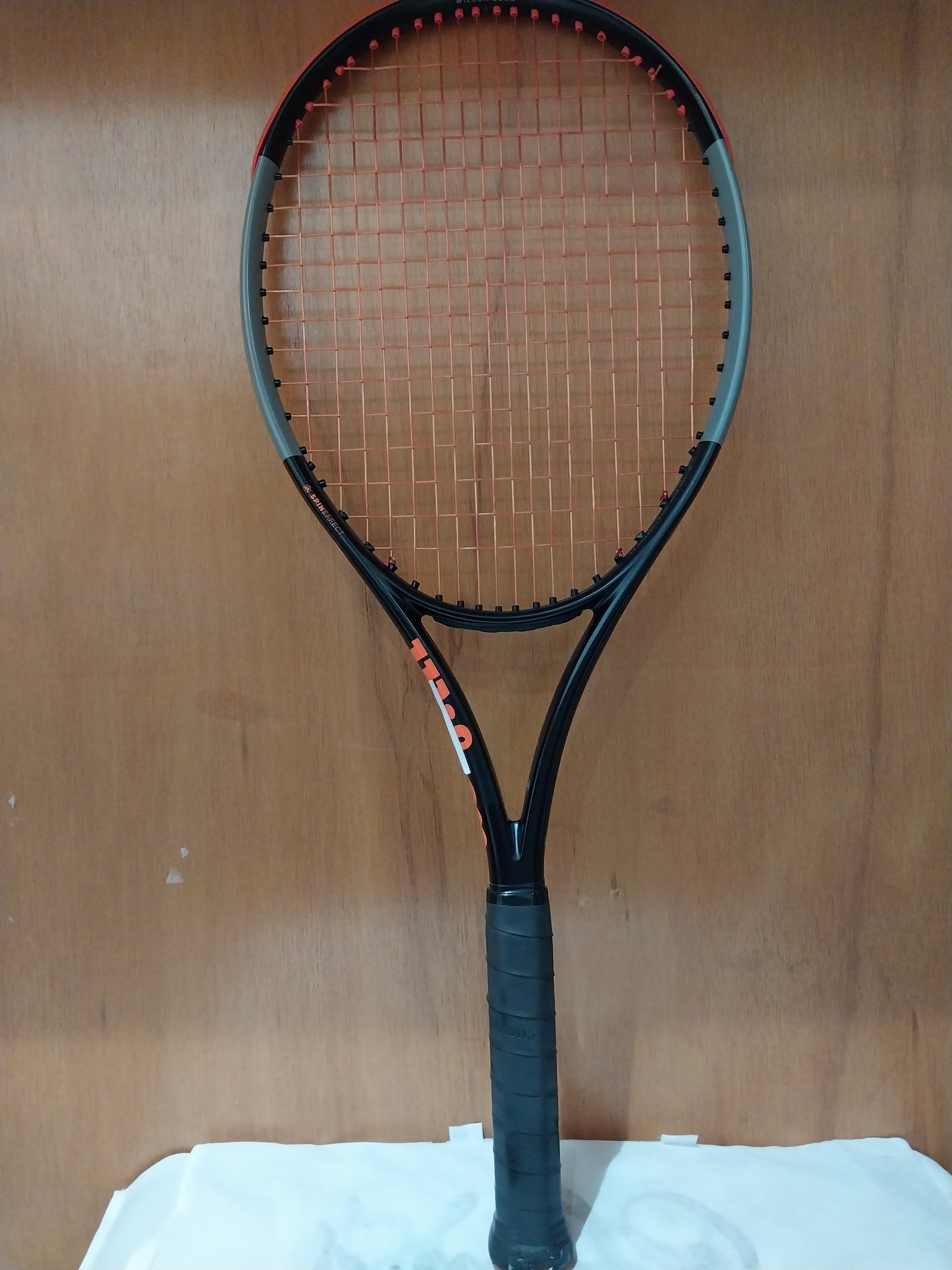 Wilson Burn 100 Ls Tennis Racket (L3) Slightly Used