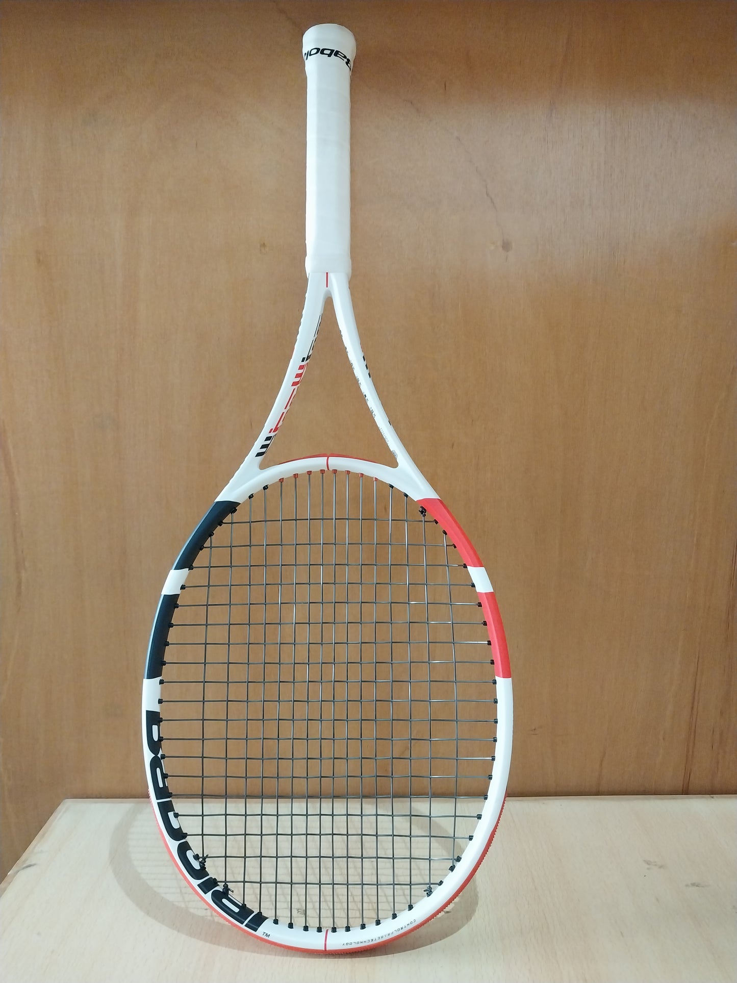 SLIGHTLY USED BABOLAT PURE STRIKE 16×19 RACKET